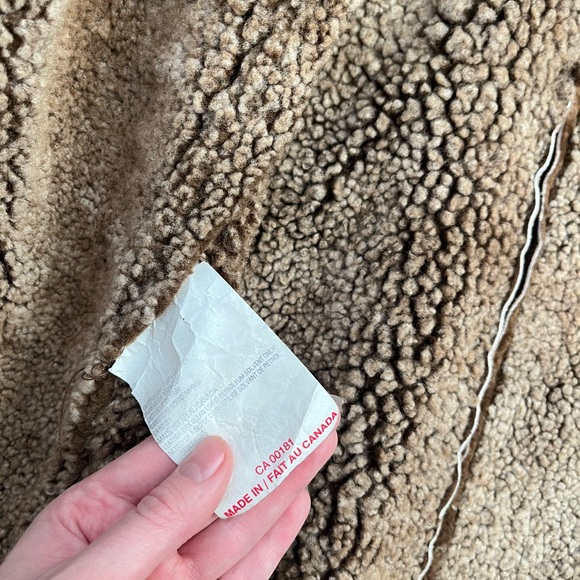 1980s Genuine Shearling Winter Coat Made in Canada - Picture 13 of 13